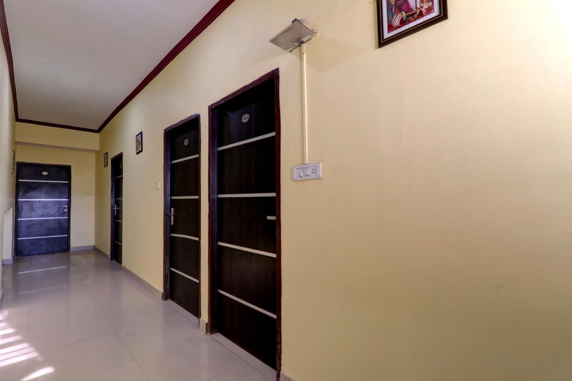 O Sri Krishna Palace 3*