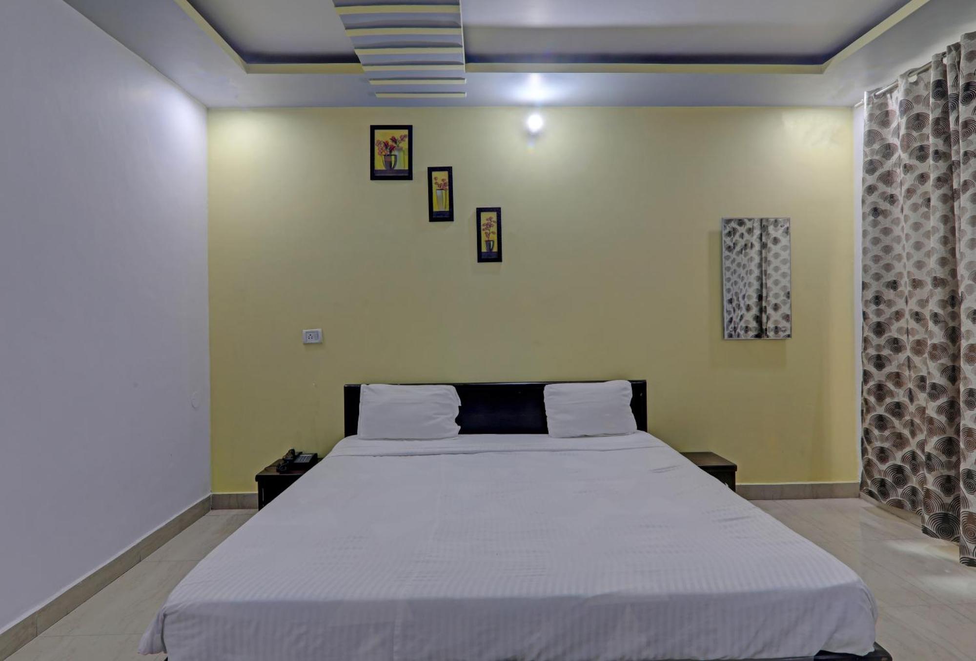 O Sri Krishna Palace 3*